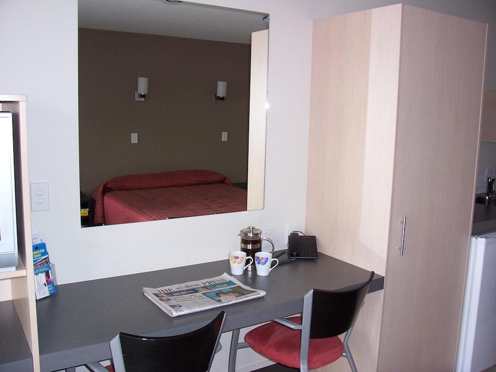 Cranford Oak Motel Κράισττσερτς Εξωτερικό φωτογραφία