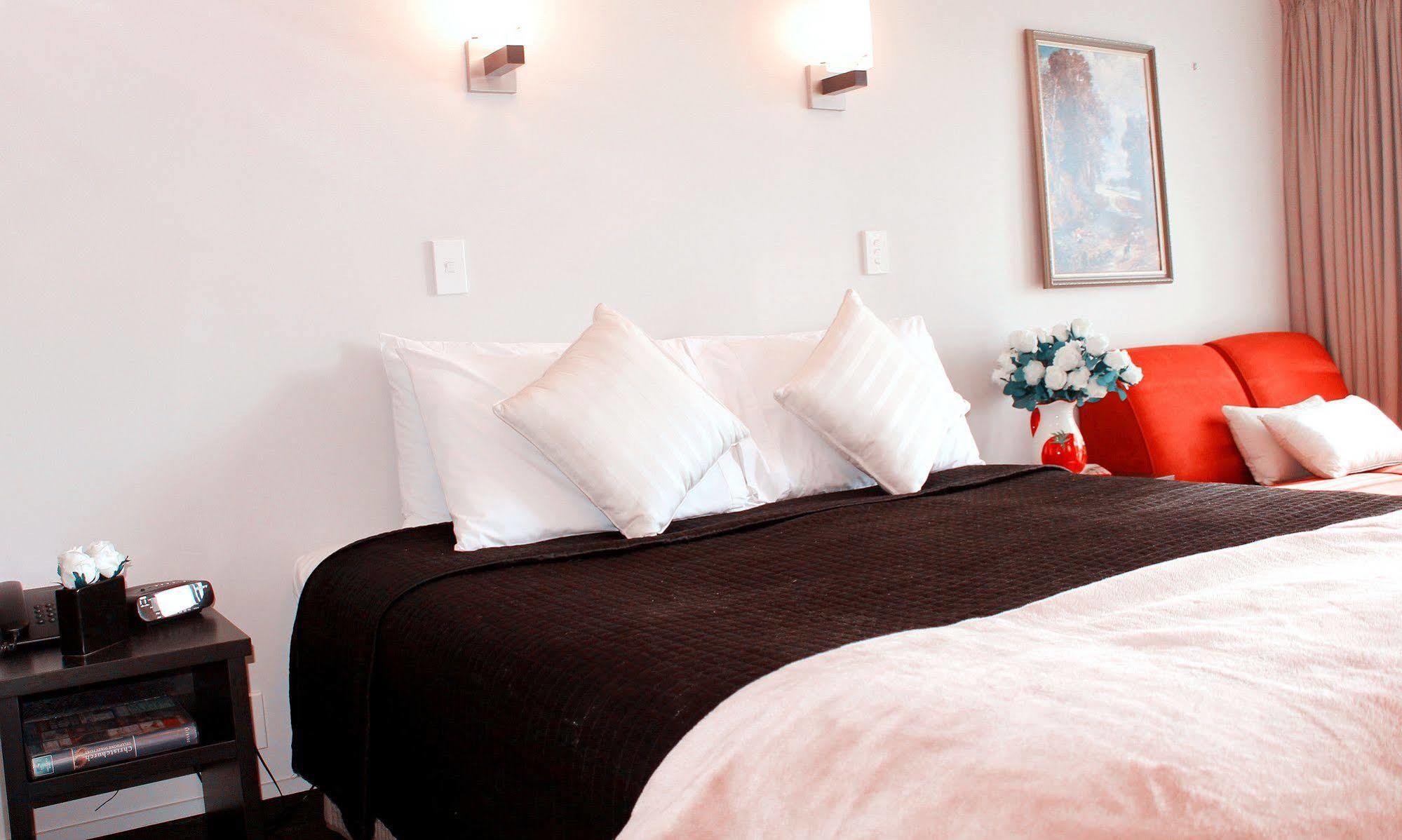 Cranford Oak Motel Κράισττσερτς Εξωτερικό φωτογραφία